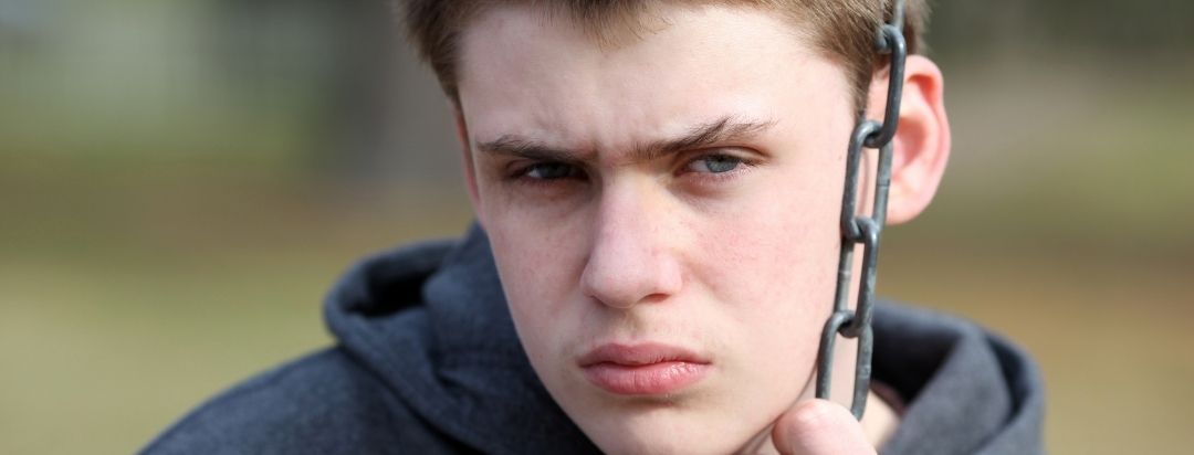 Adolescentes con adicciones: riesgos y cómo actuar