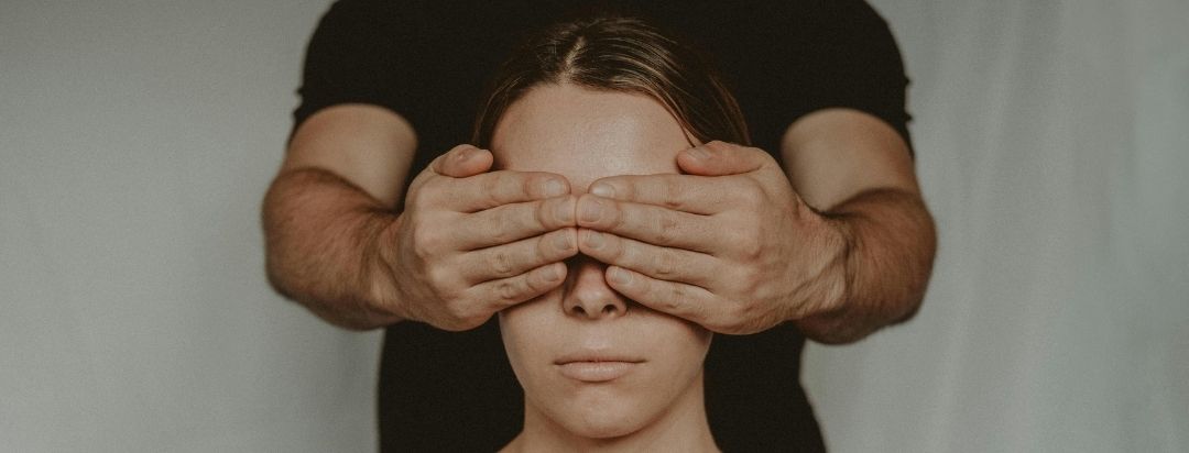 Dependencia emocional y su relación con las adicciones: un vínculo peligroso