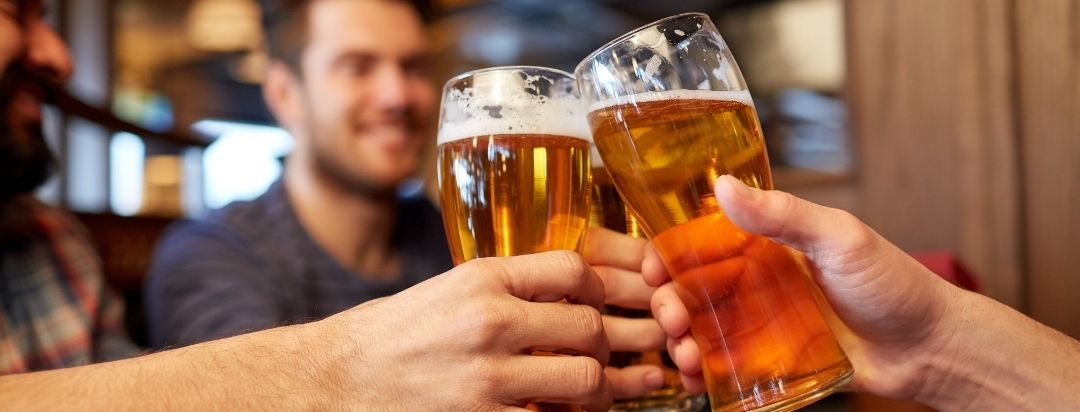 Por qué 1 de cada 10 personas que prueban alcohol o drogas se convierte en adicto